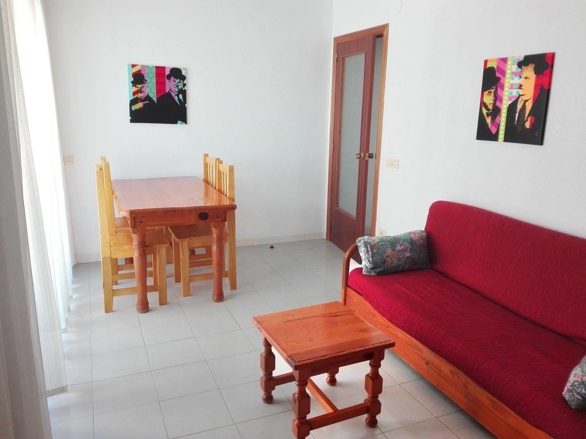 Oropesa Playa 3000 Apartment โอโรเปซาเดลมาร์ ภายนอก รูปภาพ