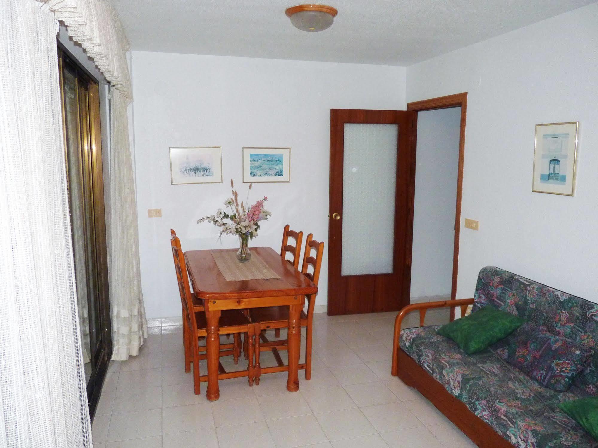 Oropesa Playa 3000 Apartment โอโรเปซาเดลมาร์ ภายนอก รูปภาพ