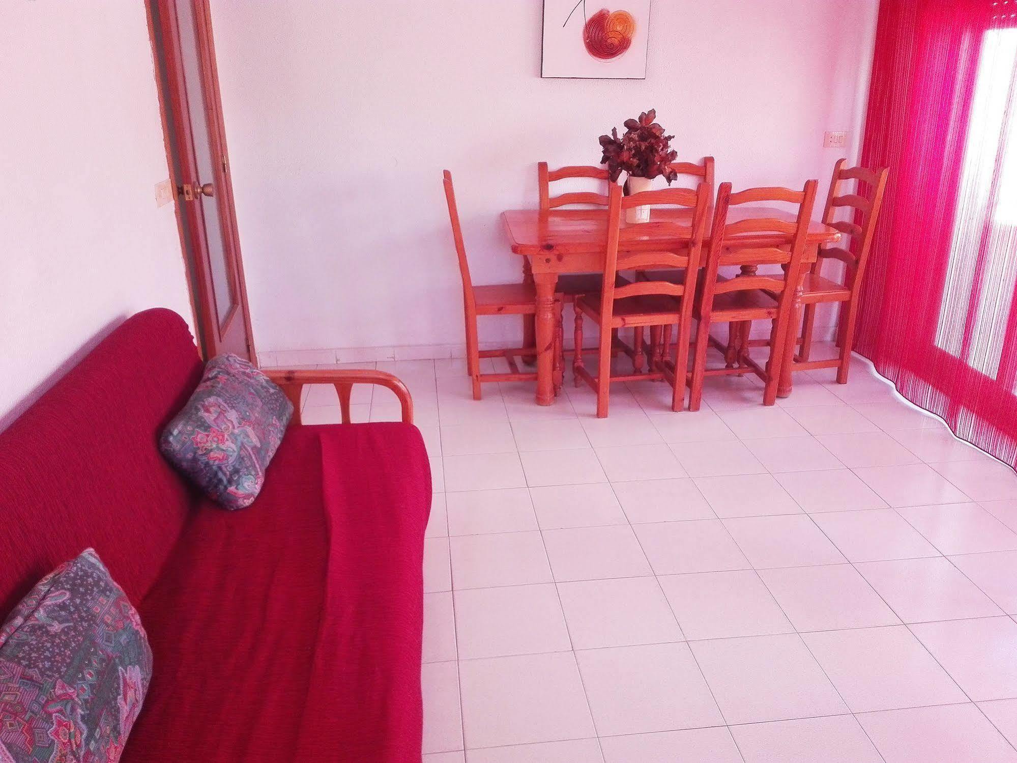 Oropesa Playa 3000 Apartment โอโรเปซาเดลมาร์ ภายนอก รูปภาพ
